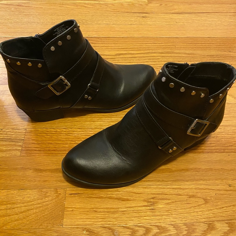 Black leather ankle booties
